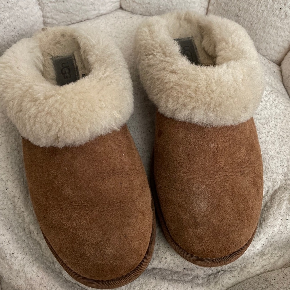 Ugg Slipper Size 8